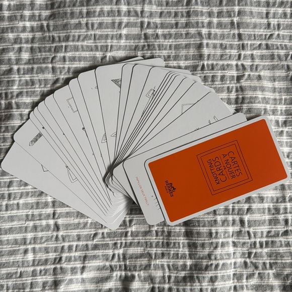 Hermes Scarf Knotting Cards - Picture 4 of 6